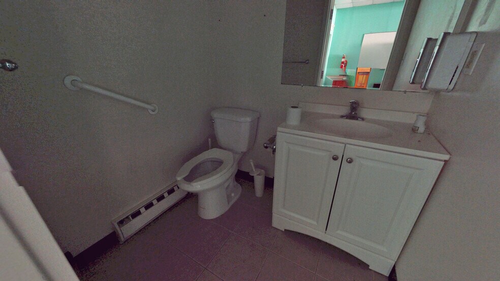 More Photos Of 45 S New York Ave, Galloway Unknown For Lease