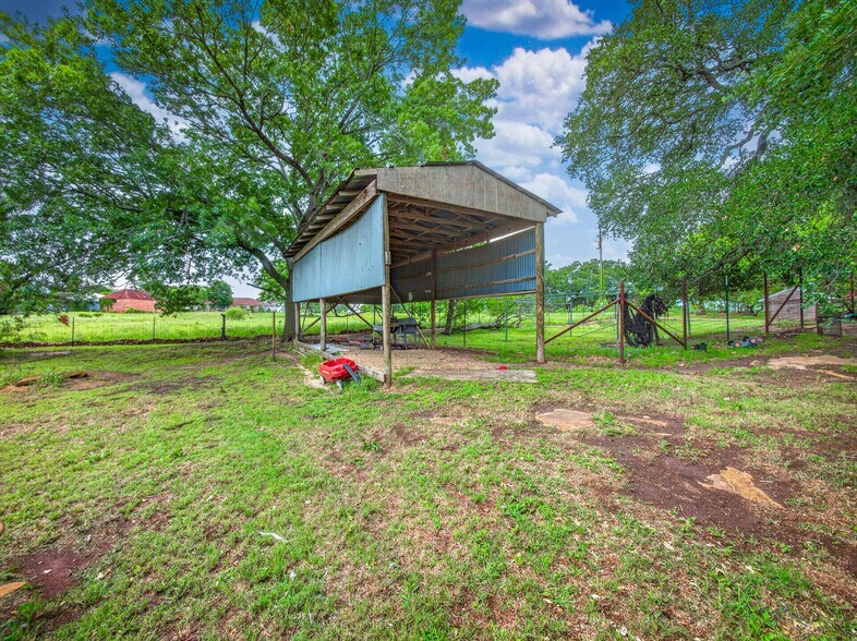 More Photos Of 425 Seawillow Rd, Lockhart Land For Sale