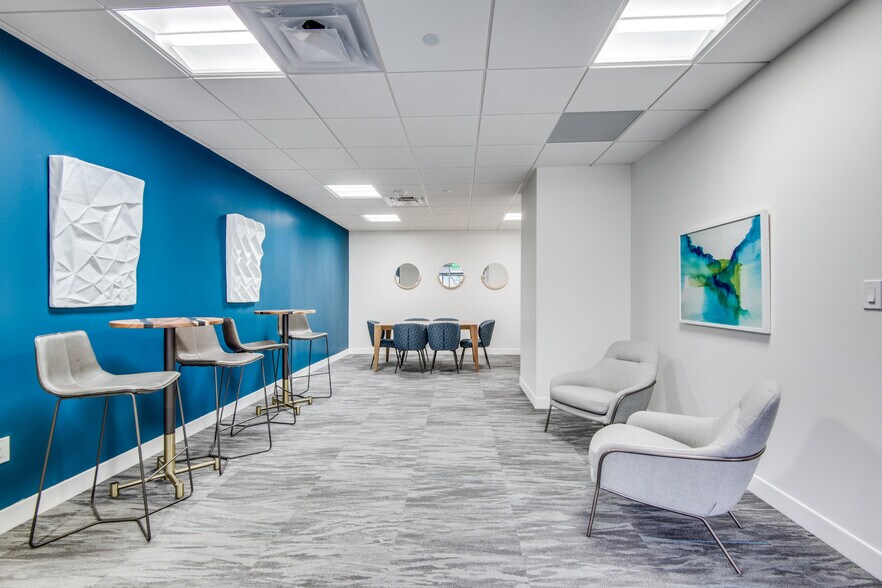 More Photos Of 400 E Las Colinas Blvd, Irving Office For Lease