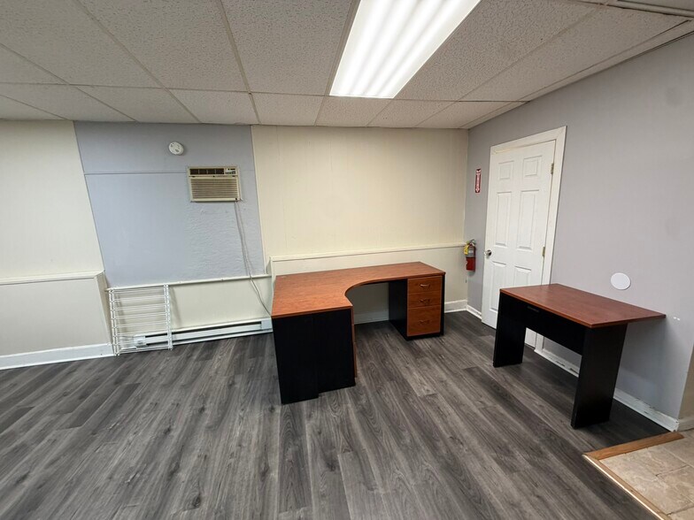 More Photos Of 6106 Torresdale Ave, Philadelphia Storefront Retail Residential For Lease