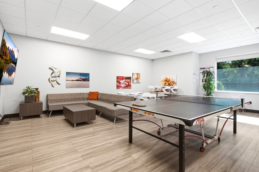 More Photos Of 11645 S 700 E, Draper Office For Lease