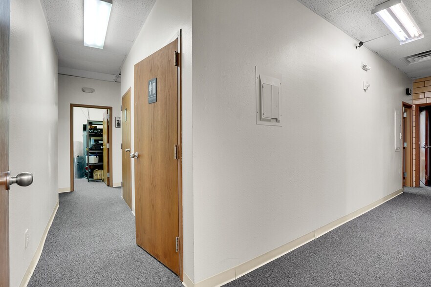 More Photos Of 330 Park Ave, Fort Lupton Office For Lease
