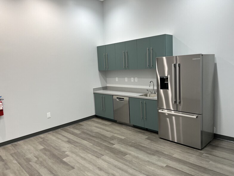 More Photos Of 0 NC Hwy 16, Denver Unknown For Lease