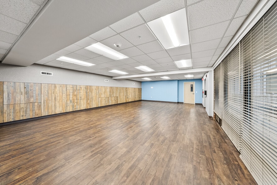 More Photos Of 2166 NW Vine St, Grants Pass Medical For Sale