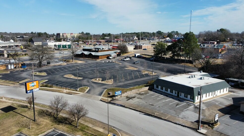More Photos Of 3728 Southpark Dr, Tyler Medical For Lease
