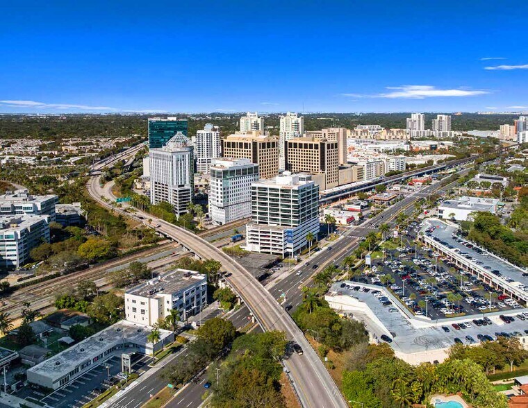 More Photos Of 9480 S Dixie Hwy, Miami Office For Sale