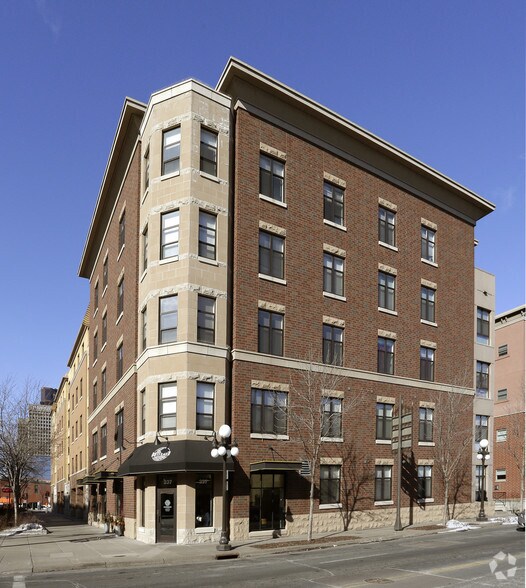 More Photos Of 197-237 7th St E, Saint Paul Apartments For Lease