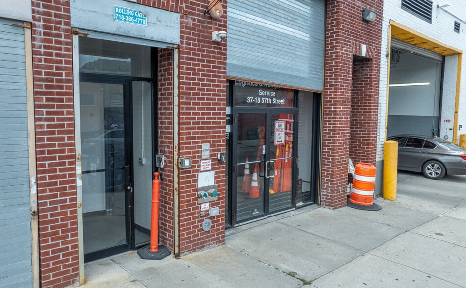 More Photos Of 3718 57th St, Woodside Distribution For Sale