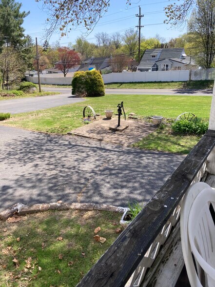 More Photos Of 310 Frosty Hollow Rd, Levittown Rehabilitation Center For Sale