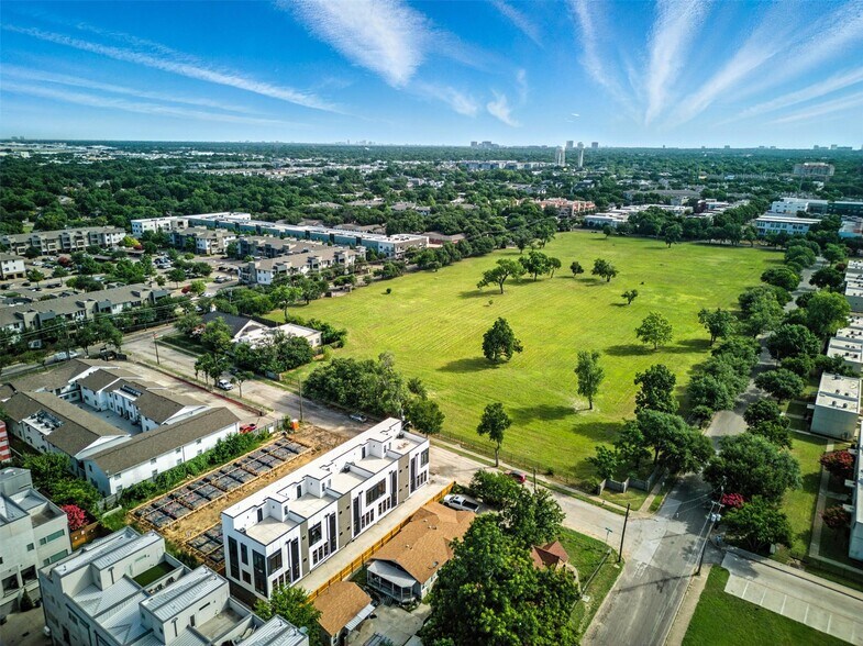 More Photos Of 4611 Fairmount St, Dallas Apartments For Sale