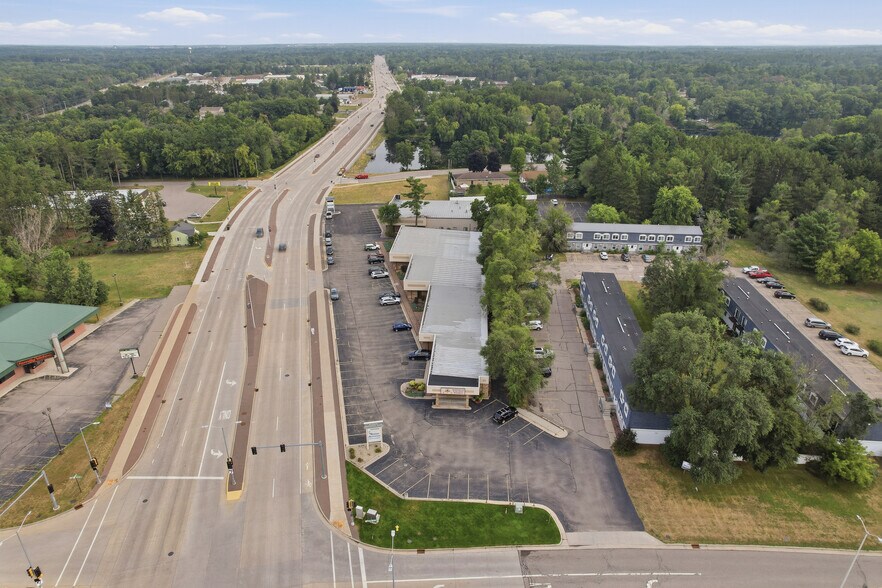 More Photos Of 1840 Post Rd, Plover Storefront Retail Office For Sale