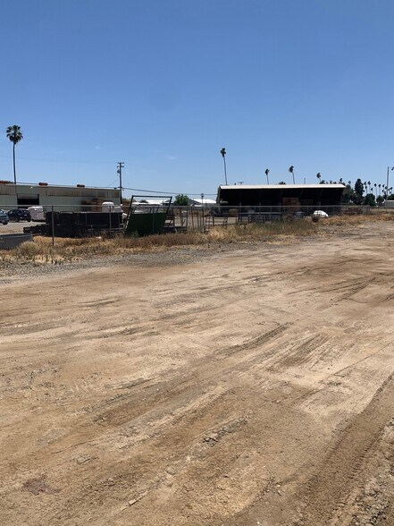 More Photos Of 24148 Robertson Blvd, Chowchilla Industrial For Sale
