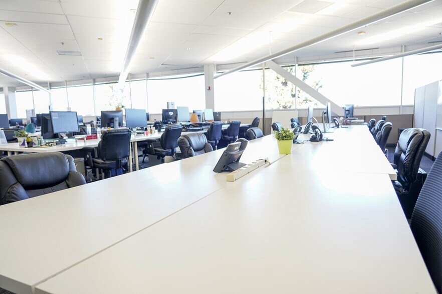 More Photos Of 440 N Wolfe Rd, Sunnyvale Office For Lease
