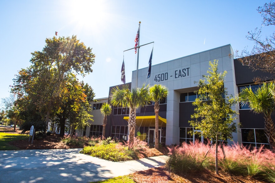 More Photos Of 4500 Leeds Ave, North Charleston Manufacturing For Lease
