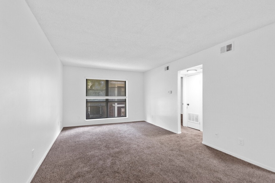 More Photos Of 1810 Bishop Rd, Bryant Apartments For Sale