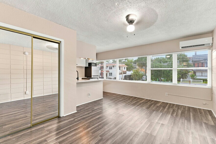 More Photos Of 425 2nd St N, Saint Petersburg Apartments For Sale