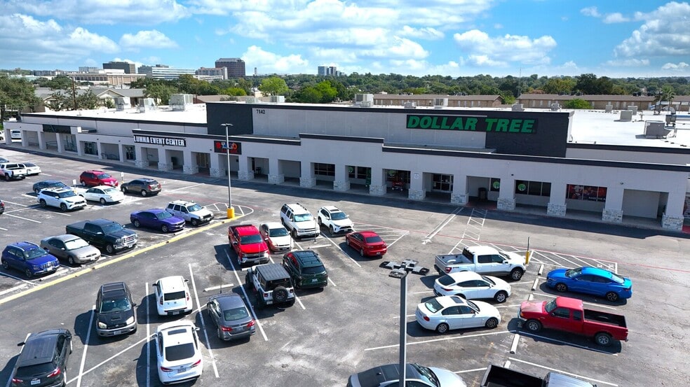 More Photos Of 7142 San Pedro Ave, San Antonio Unknown For Lease