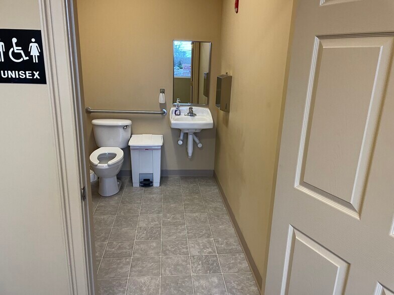More Photos Of 107 Kilson Dr, Mooresville Office Residential For Sale