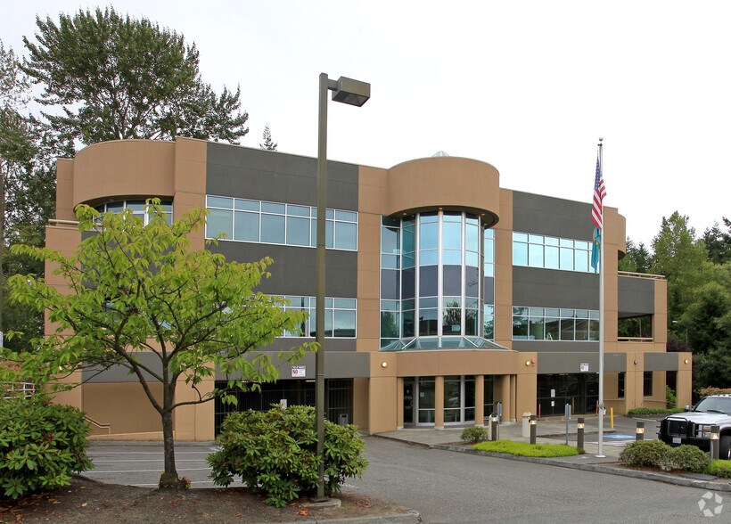 Primary Photo Of 729 100th St SE, Everett Office For Lease