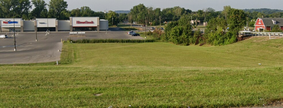 More Photos Of 0 Rear N Memorial Dr, Lancaster Land For Sale