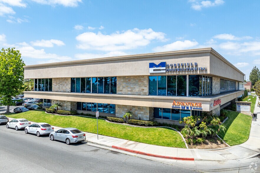 Primary Photo Of 600 N Tustin Ave, Santa Ana Office For Lease
