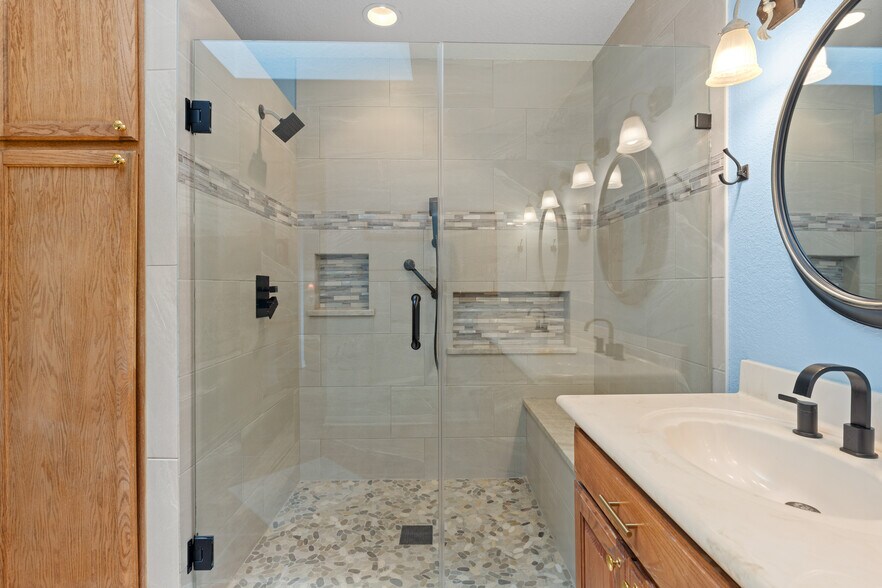 More Photos Of 414 County Road 437, Eddy Service For Sale