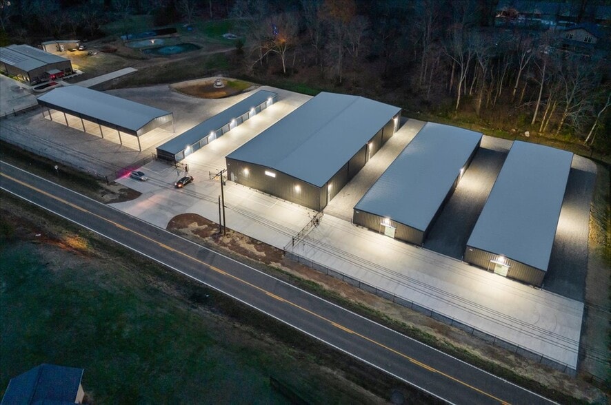 More Photos Of 2245 Boyds Creek Hwy, Sevierville Self Storage For Sale