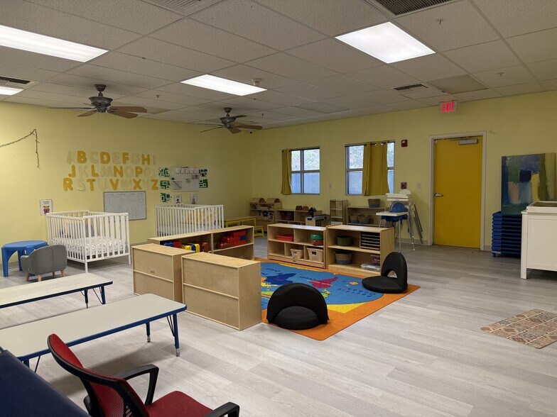 More Photos Of 5695 N Rainbow Blvd, Las Vegas Daycare Center For Sale