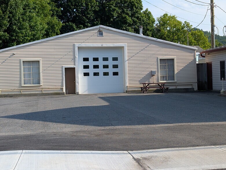 More Photos Of 20-22 Porter St, North Adams Storefront Retail Residential For Sale