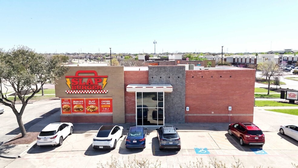 Primary Photo Of 1533 W Hebron Pky, Carrollton Restaurant For Sale