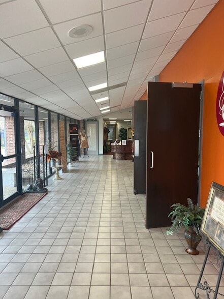 More Photos Of 10355 Mills Rd, Houston Religious Facility For Sale