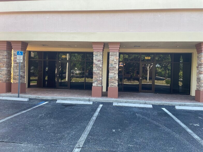 More Photos Of 814 SW Pine Island Rd, Cape Coral Unknown For Lease