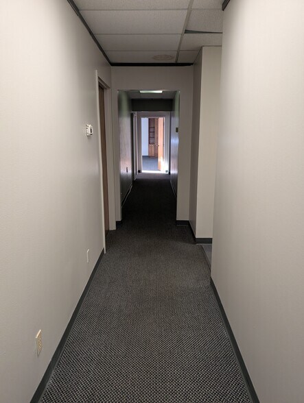 More Photos Of 4300 Highline Blvd, Oklahoma City Coworking Space