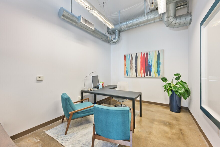 More Photos Of 3830 Clarington Ave, Culver City Loft Creative Space For Lease