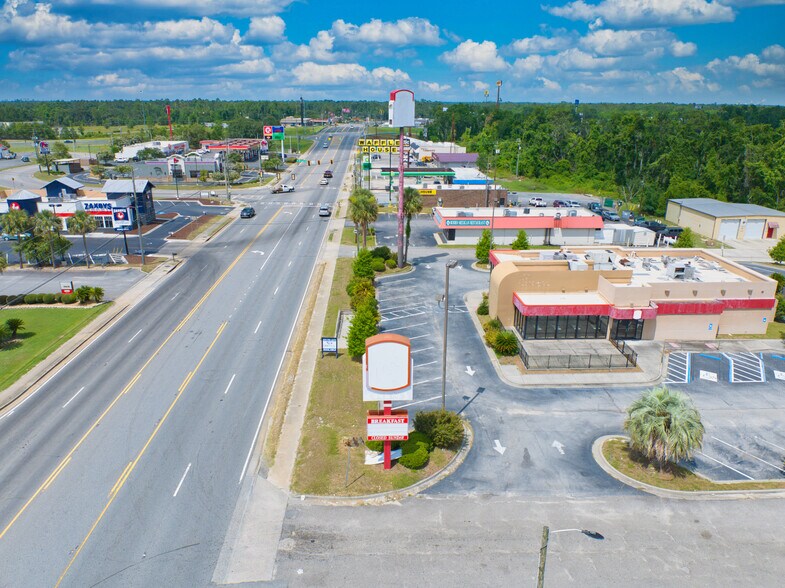 More Photos Of 1197 Lakes Blvd, Lake Park Fast Food For Lease