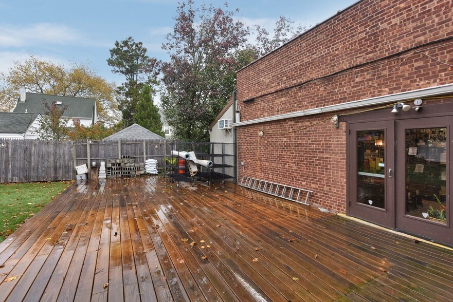 Primary Photo Of 50 Hillside Ave, Williston Park Storefront For Sale