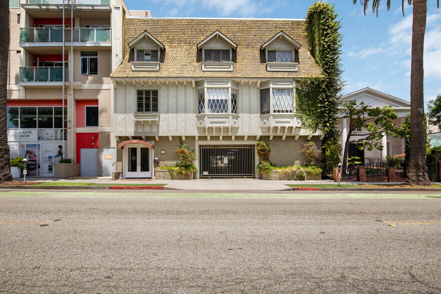More Photos Of 1321 7th St, Santa Monica Office For Sale