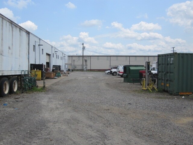 More Photos Of 2708 Shenandoah Ave NW, Roanoke Warehouse For Sale