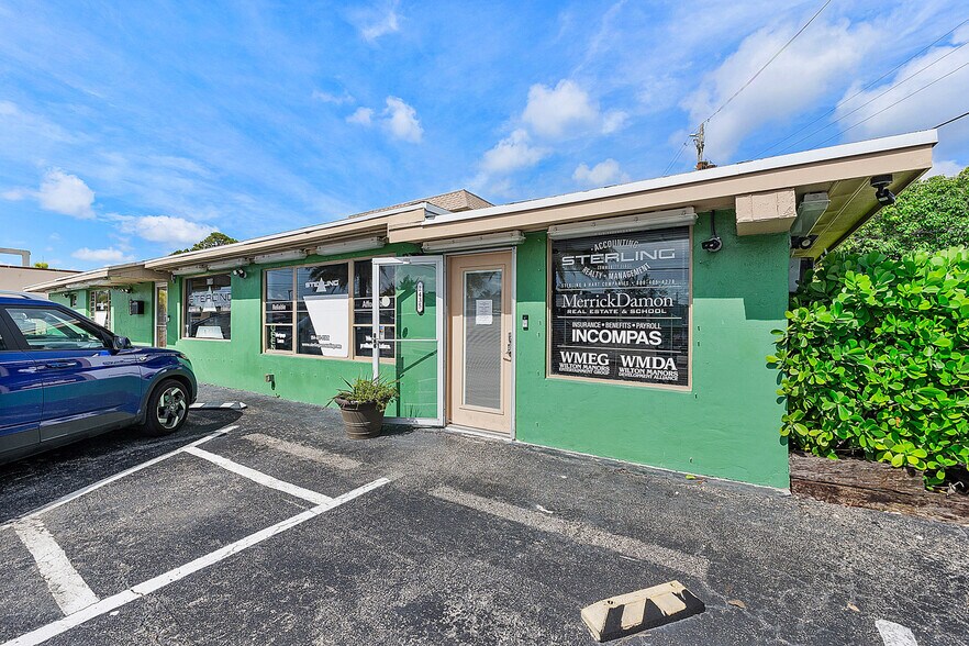 More Photos Of 2435 N Dixie Hwy, Wilton Manors Apartments For Sale