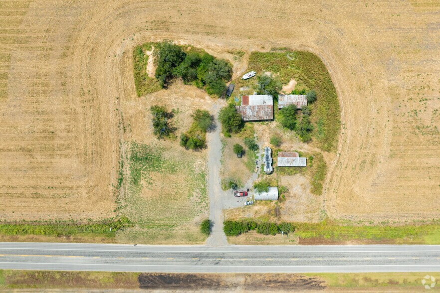 More Photos Of Alt 90 and Hoffman, Seguin Land For Sale