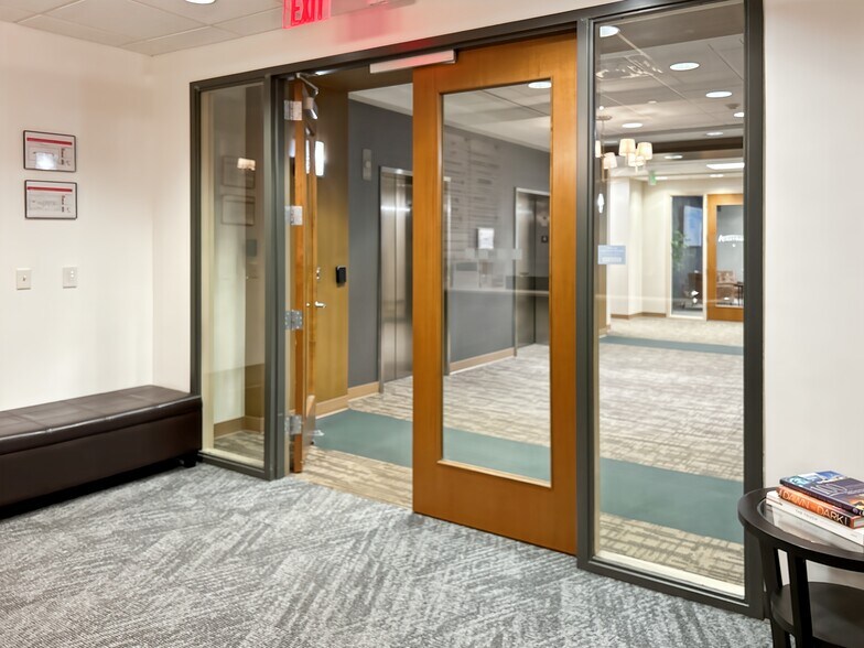 More Photos Of 12724 Gran Bay Pkwy W, Jacksonville Coworking Space