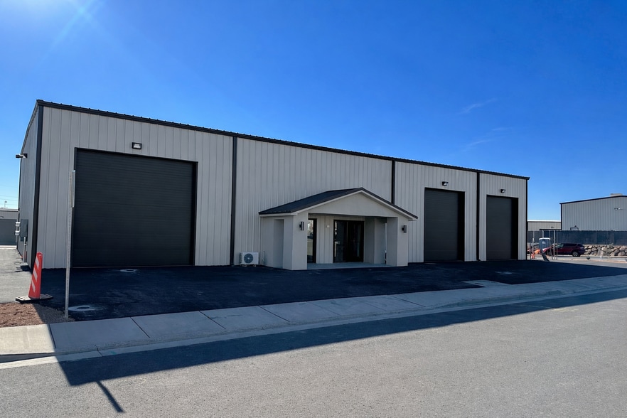 Primary Photo Of 670 Old 91 hwy, Hurricane Industrial For Sale