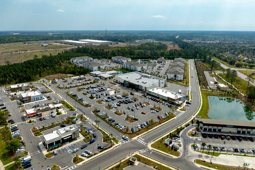 More Photos Of 150-170 Village Commons Dr, Saint Augustine Supermarket For Lease