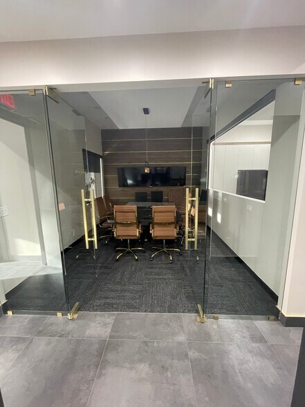 More Photos Of 8475 Lake Worth Rd, Lake Worth Medical For Sale