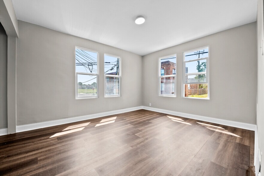 More Photos Of 7430 Alaska St, Detroit Apartments For Sale