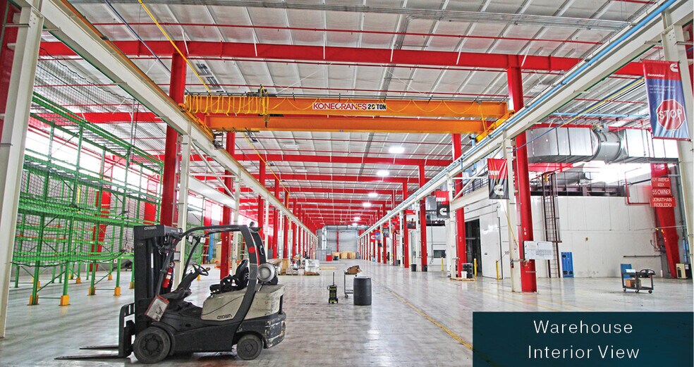 More Photos Of 4444 Kennedy Commerce Dr, Houston Manufacturing For Lease