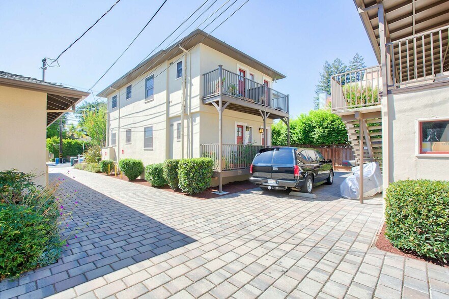 More Photos Of 325-327 Hawthorne Ave, Palo Alto Apartments For Sale