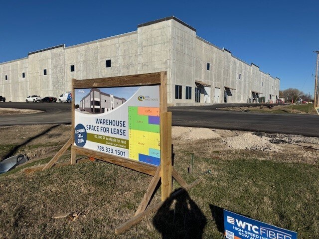 More Photos Of 1201 Kretschmer, Manhattan Manufacturing For Lease