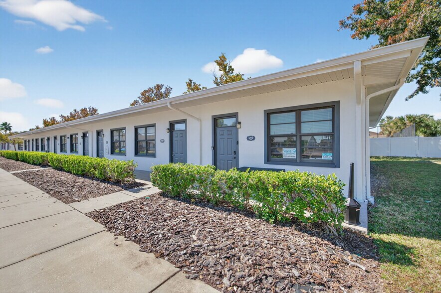 More Photos Of 11350 66th St N, Largo Office Residential For Lease