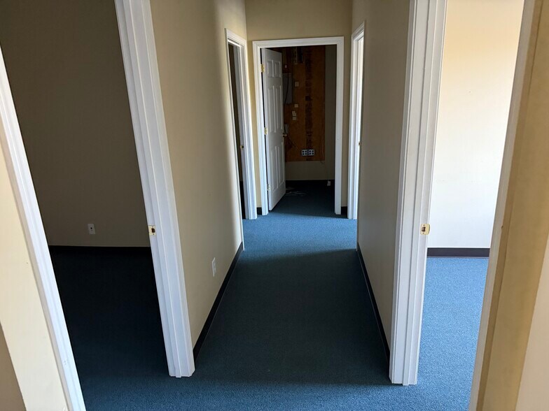 More Photos Of 319 Garlington Rd, Greenville Light Manufacturing For Lease